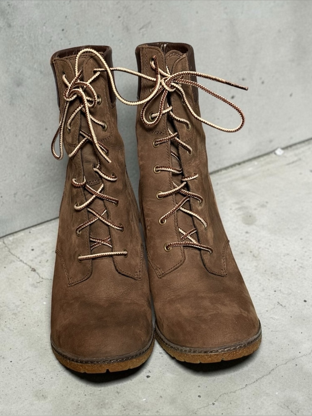 Timberland Brown Nubuck Lace-Up Block Heel Ankle Boots US 9.5 EU 41